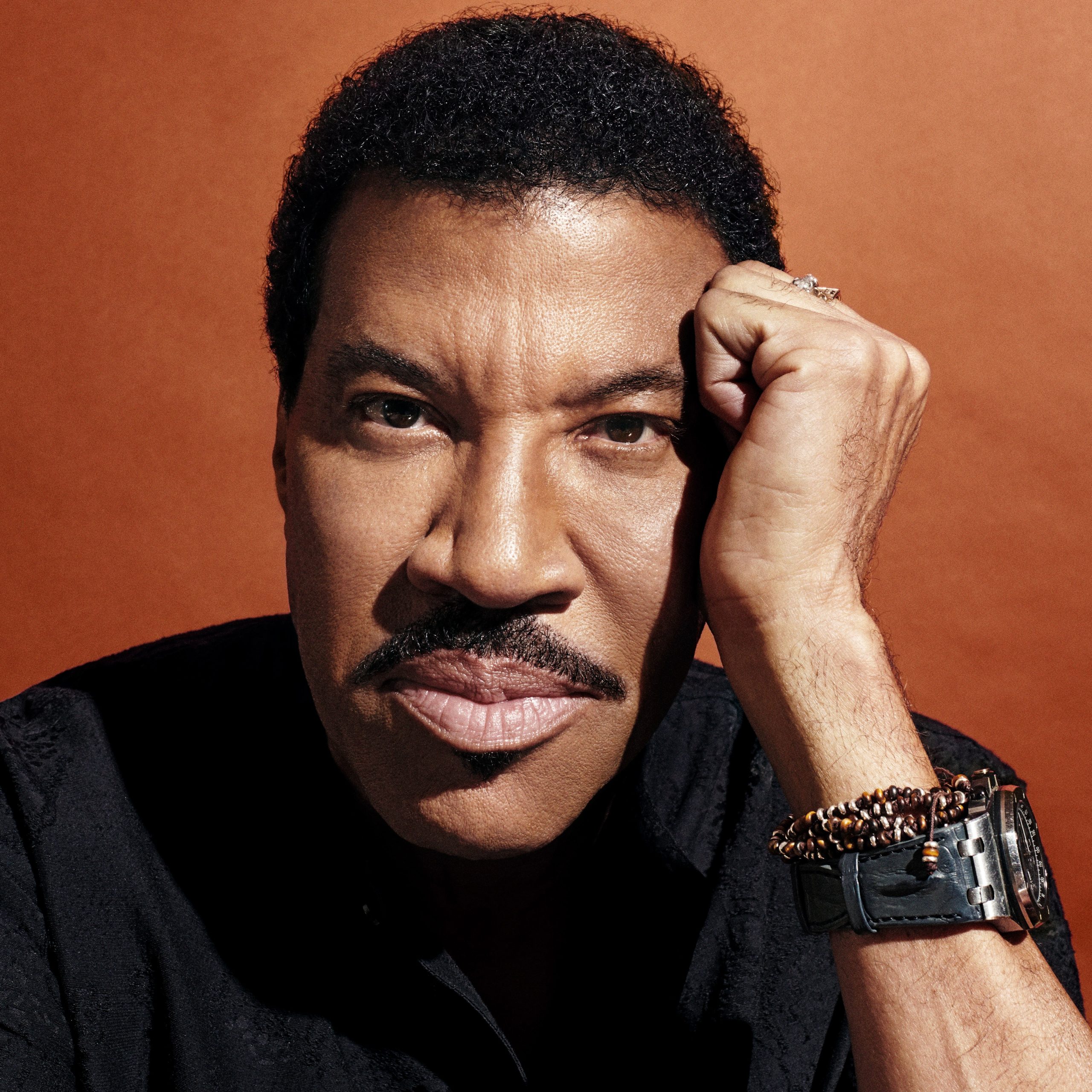 Lionel Richie Wishes People Weren't Embarrassed to Say "Hello" to Him | GQ