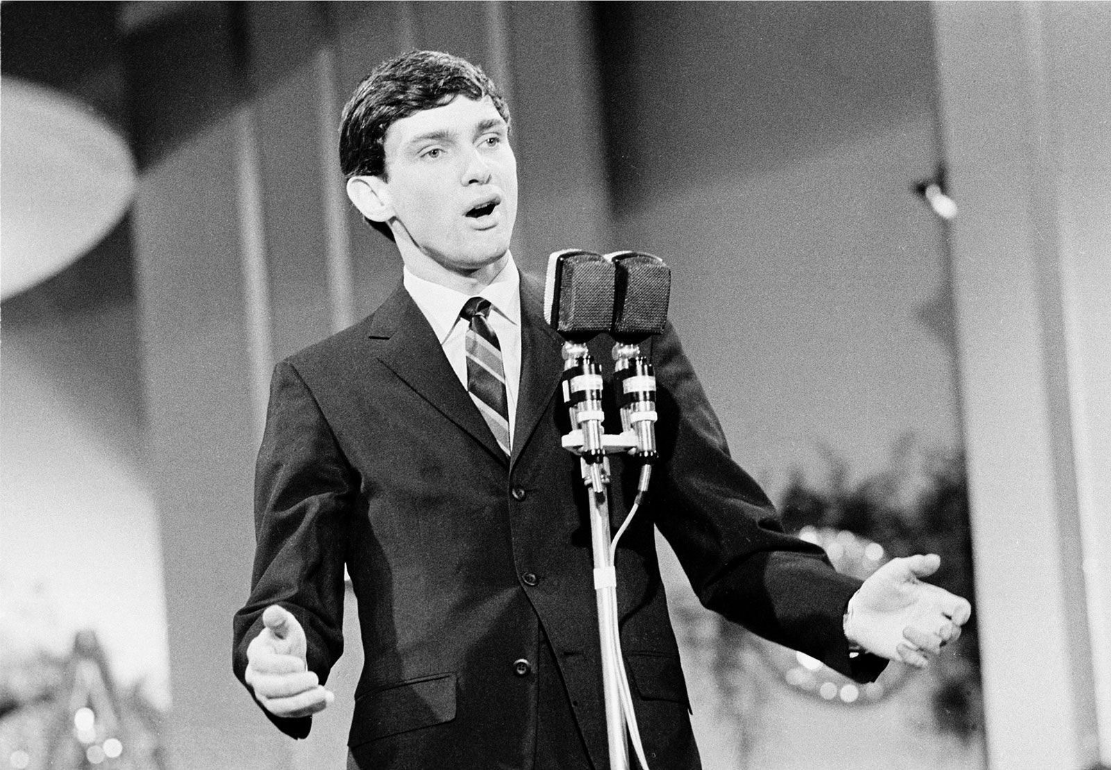 Gene Pitney | Rock & Roll Hall of Fame, 1960s Hits, Town Without Pity |  Britannica