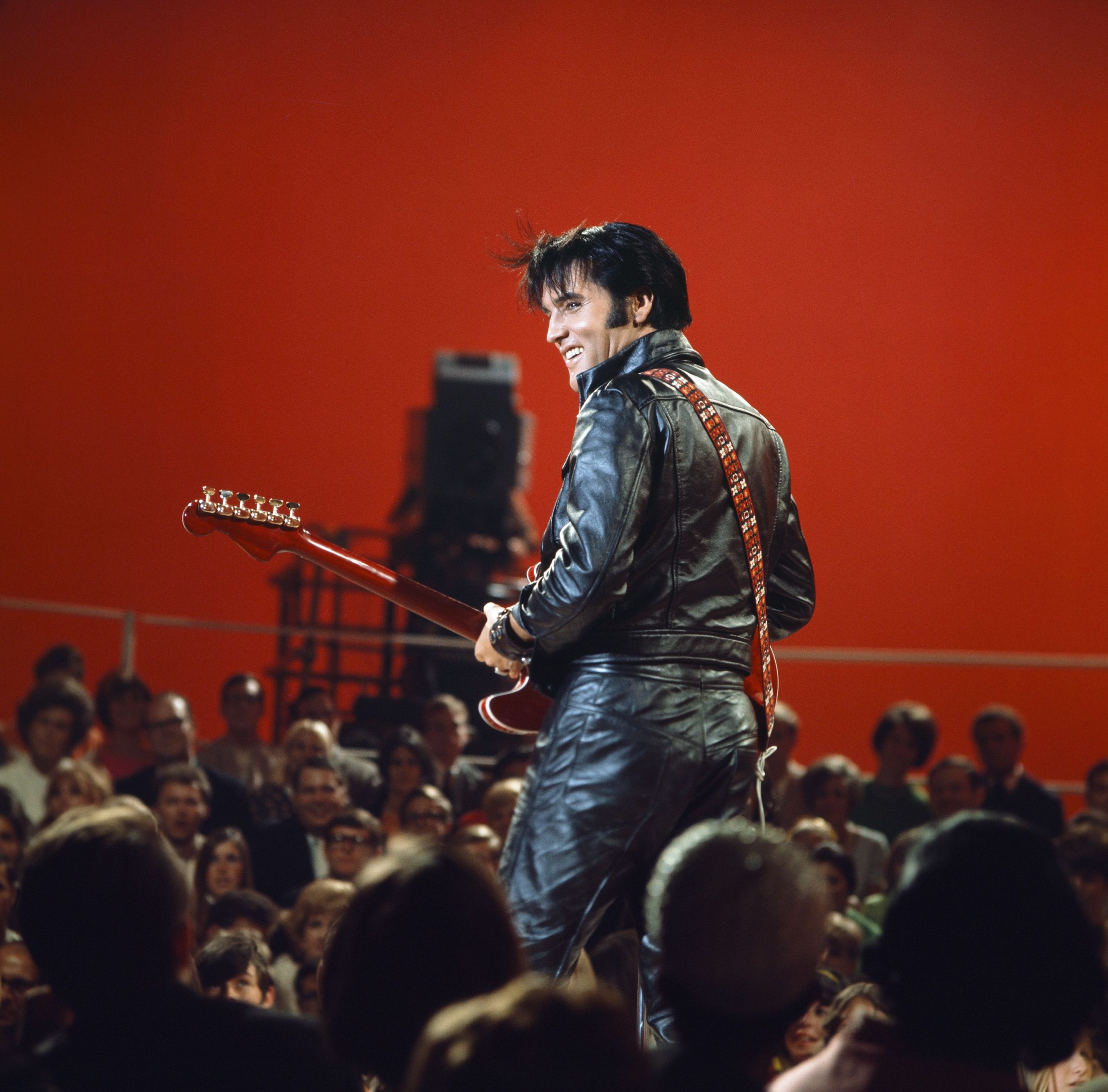 Elvis Presley: Biography, Musician, Actor